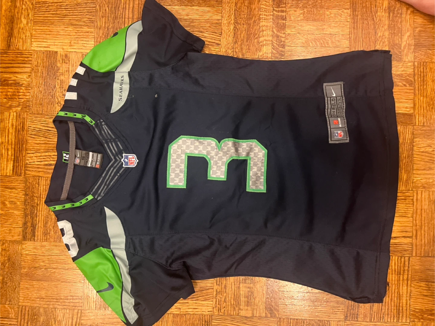 Nike Russell Wilson Seahawks Jersey - Size S
