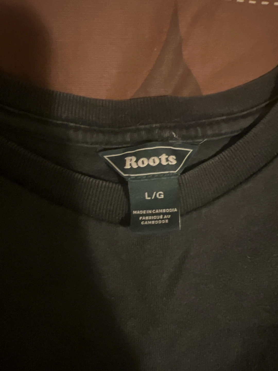 Roots Black T-Shirt - photo 3