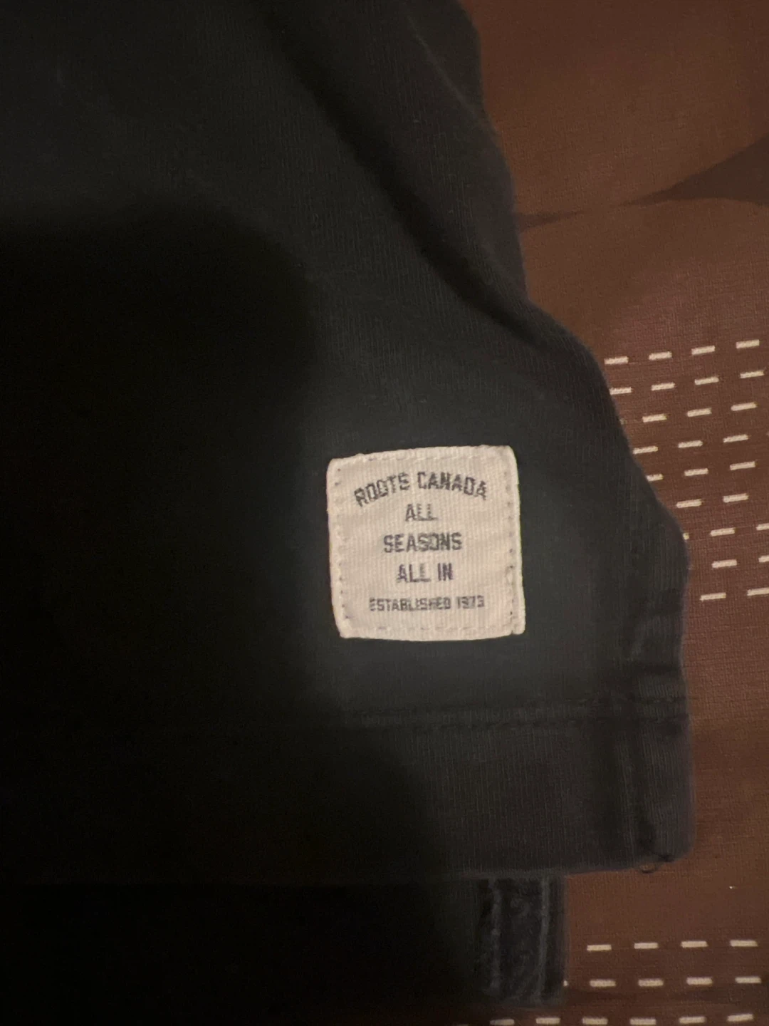 Roots Black T-Shirt - photo 2