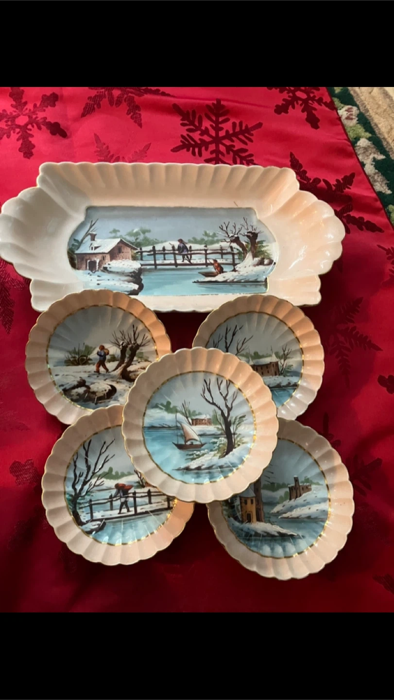 Vintage Winter Scene Serving Set
