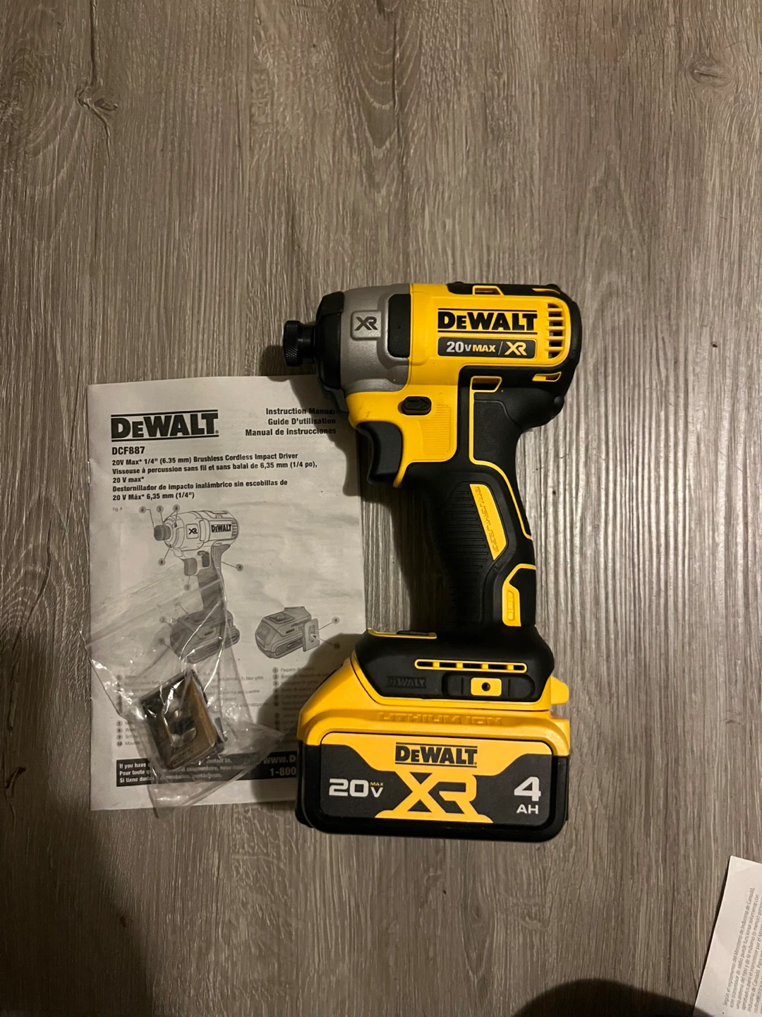 DeWalt DCF887 Impact Driver Kit - photo 4