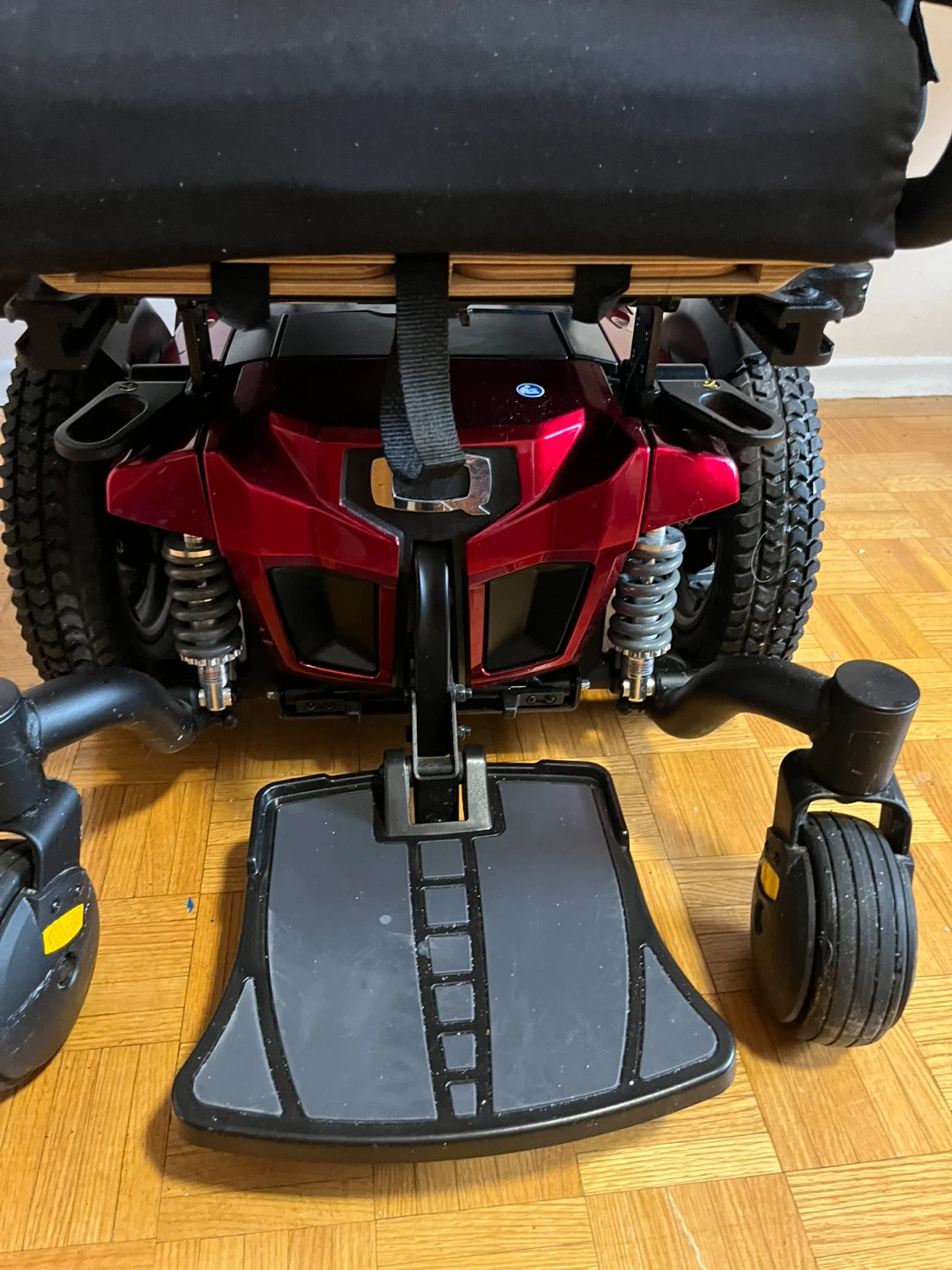 Quantum Q4 Power Wheelchair - photo 4