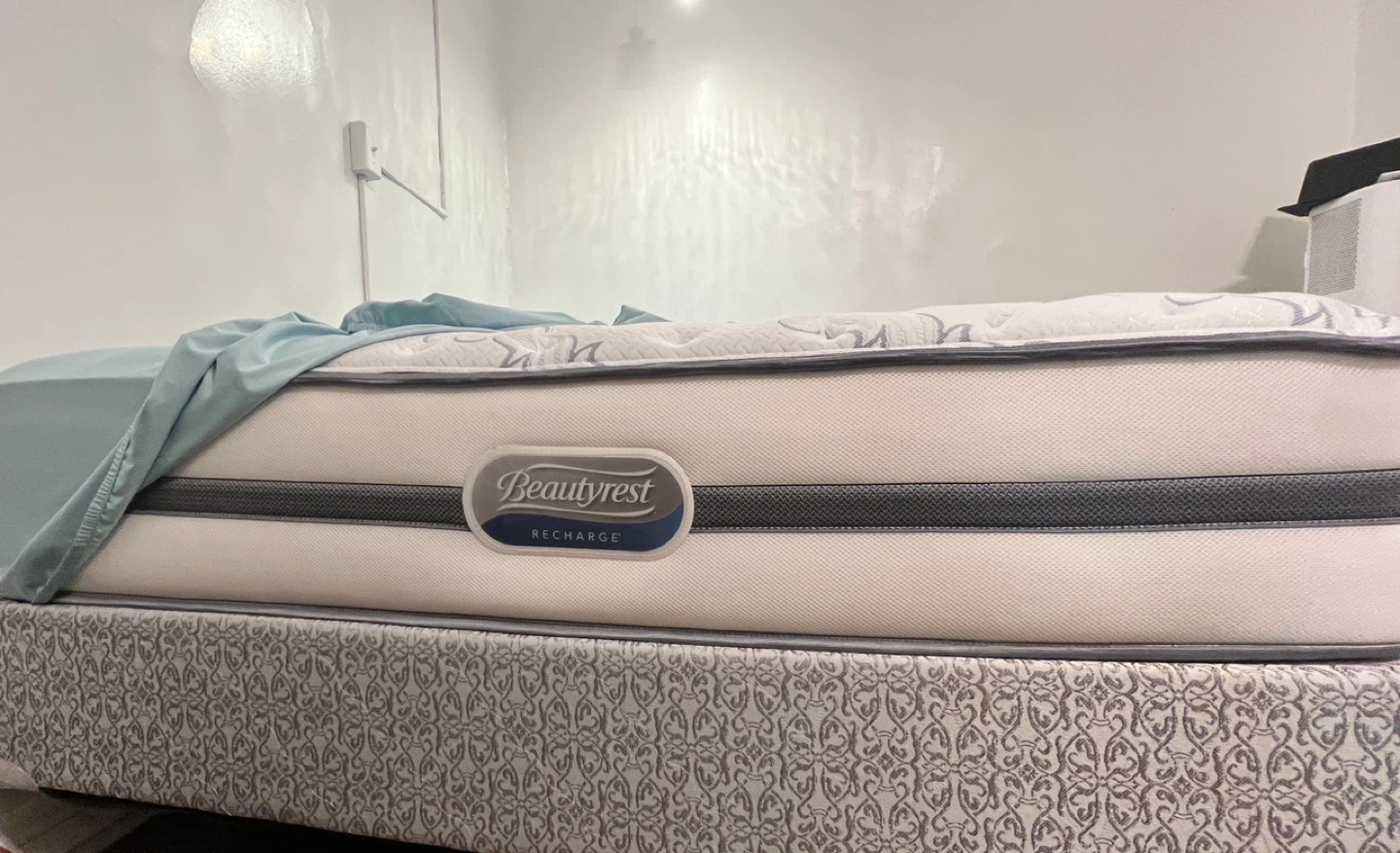 Beautyrest Recharge Mattress - photo 5