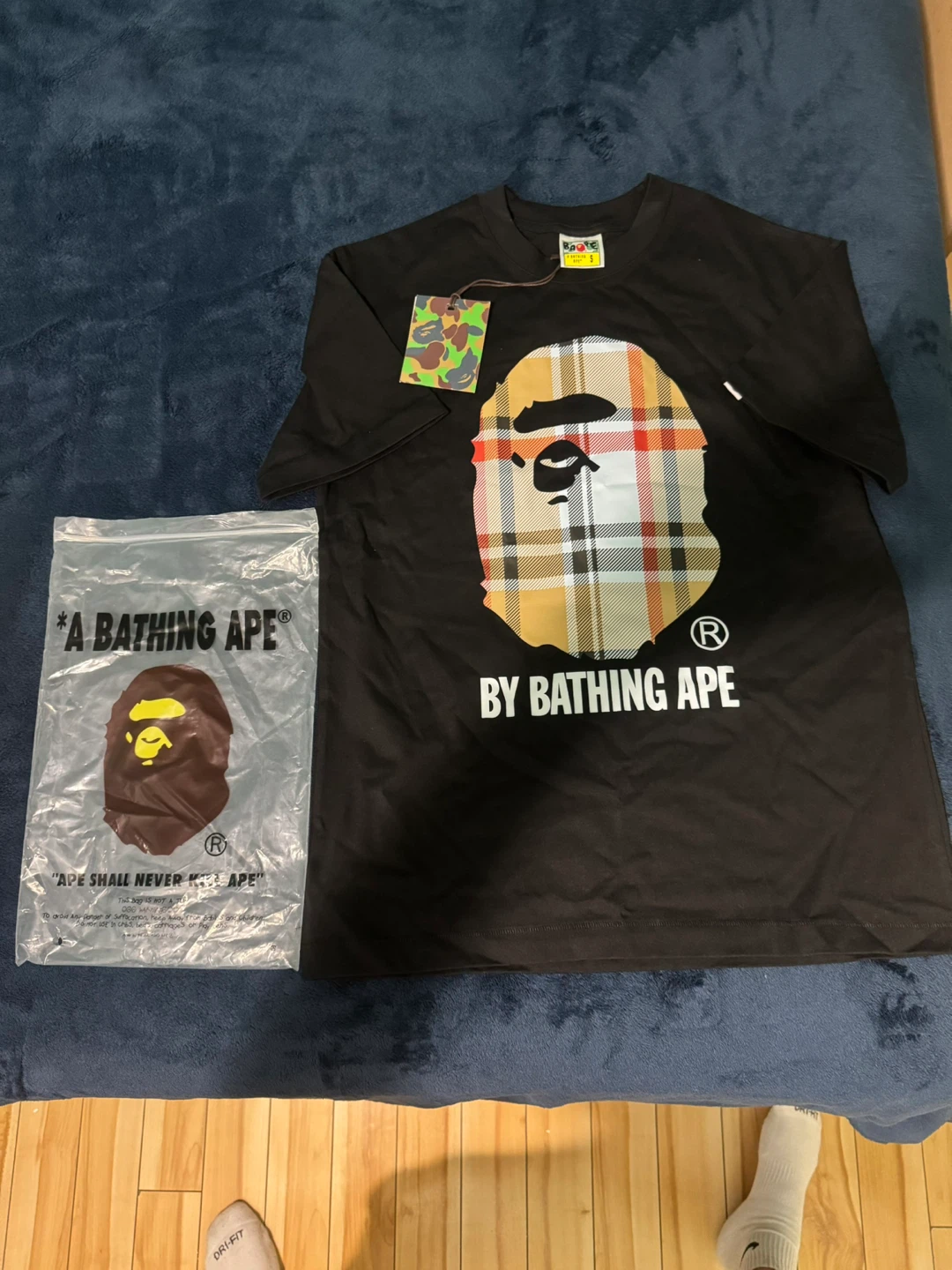 A Bathing Ape (BAPE) Black T-Shirt - photo 2