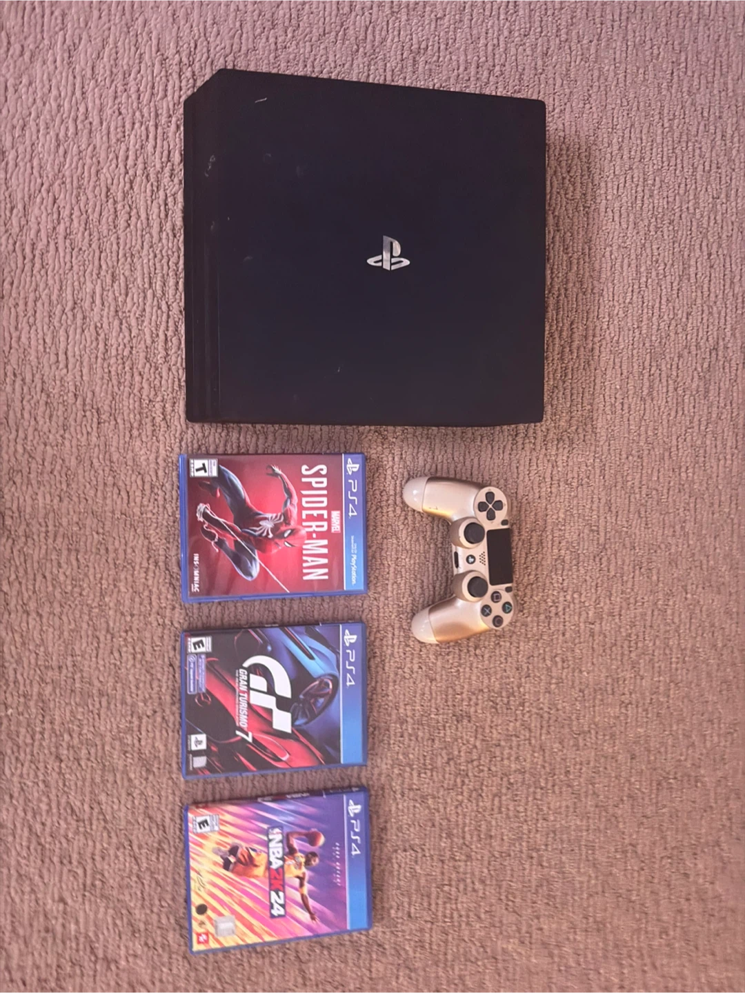 PlayStation 4 Pro Bundle with Games 1TB