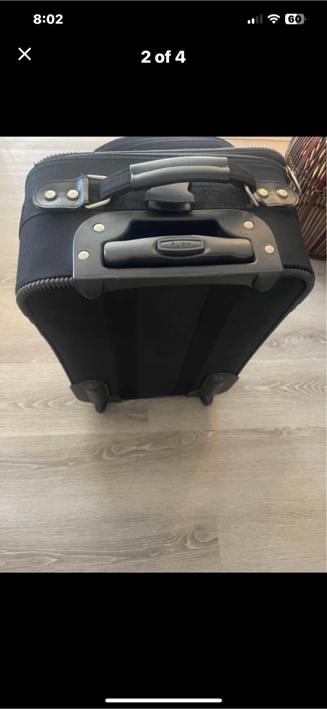American Tourister Black Carry-On Suitcase - photo 2