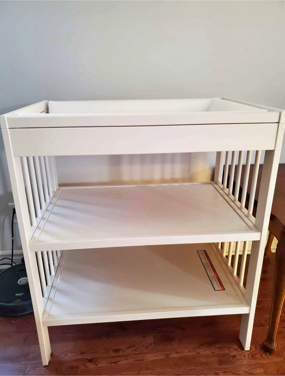 IKEA SNIGLAR Changing Table