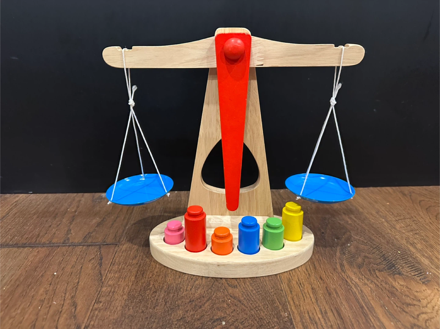 Montessori Balancing Scale Toy