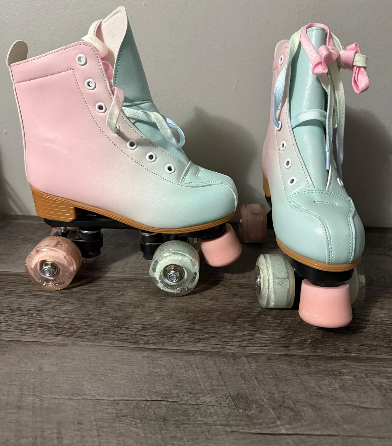 Roller Skates - US Women's Size 5 / Youth 4 - photo 4