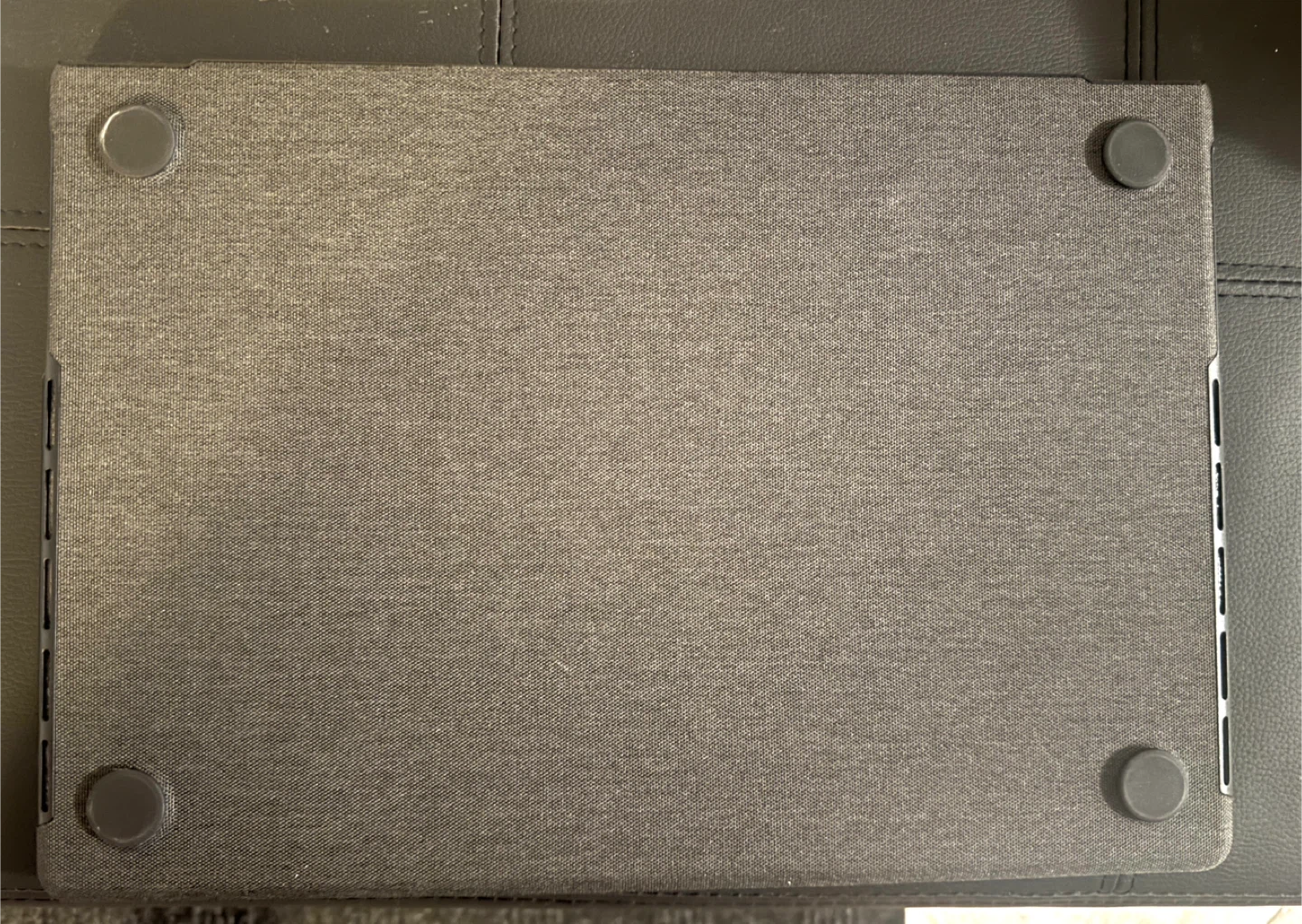 Spigen Urban Fit MacBook Pro 16" Case - photo 4