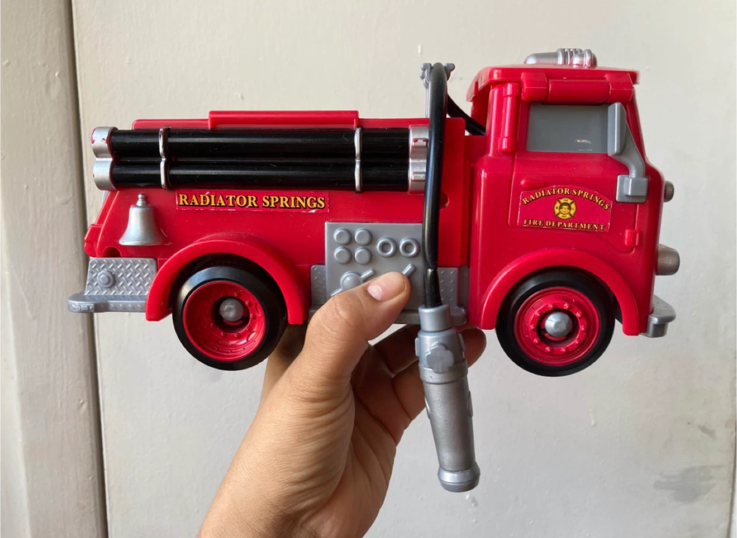 Fire truck with 2 small fire engines 🥕