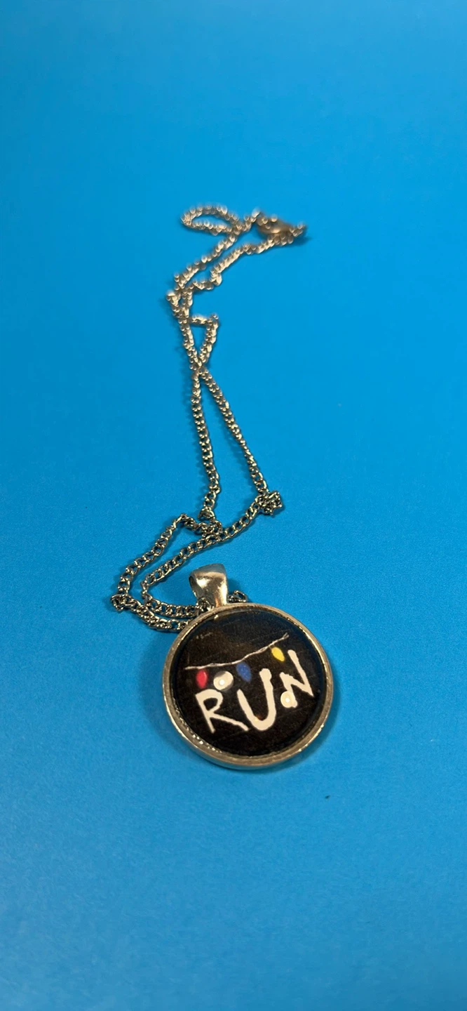 Stranger Things RUN Pendant Necklace - photo 4