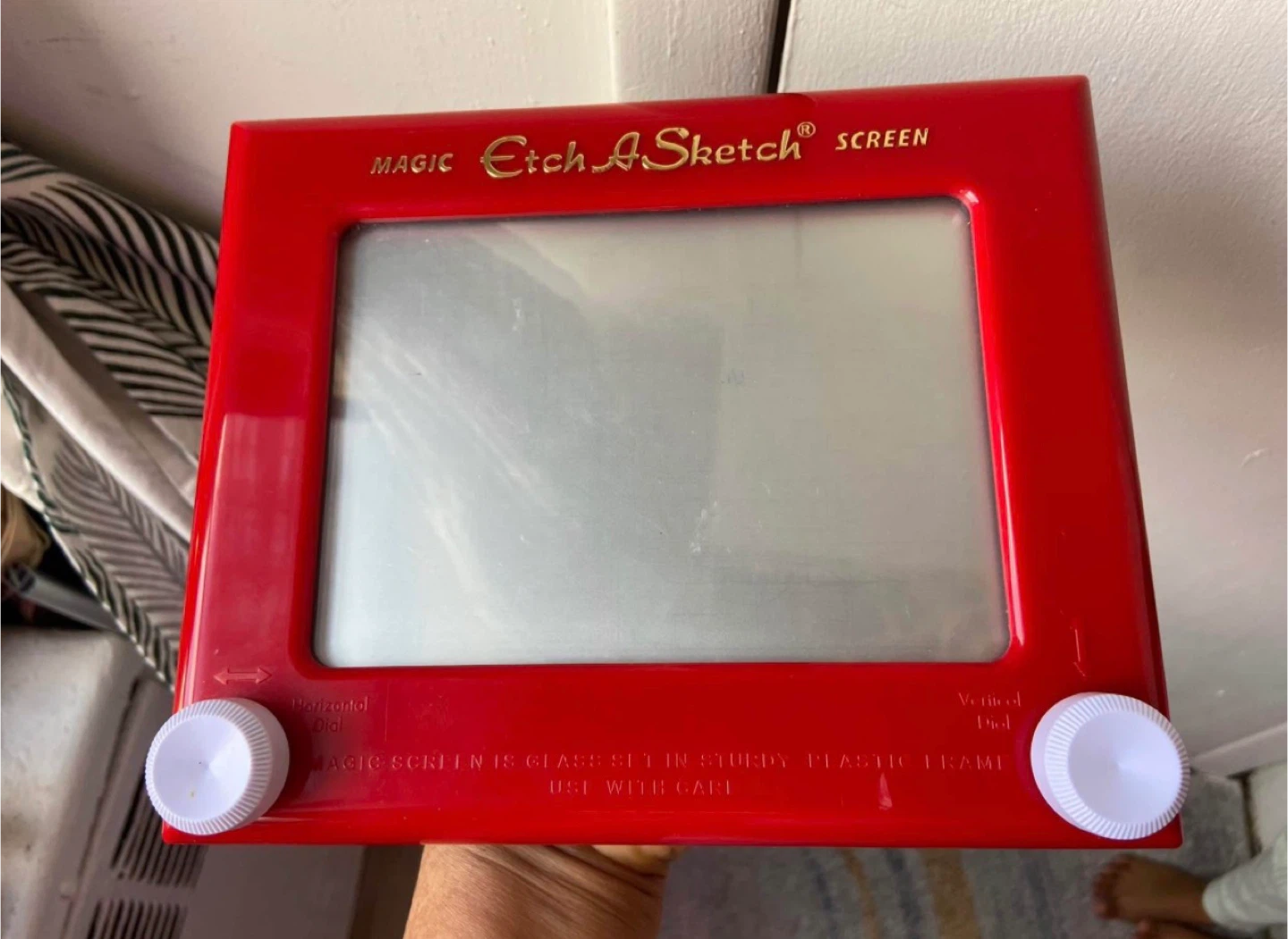 Etch A Sketch, Classic Red Drawing Magic Screen 🥕