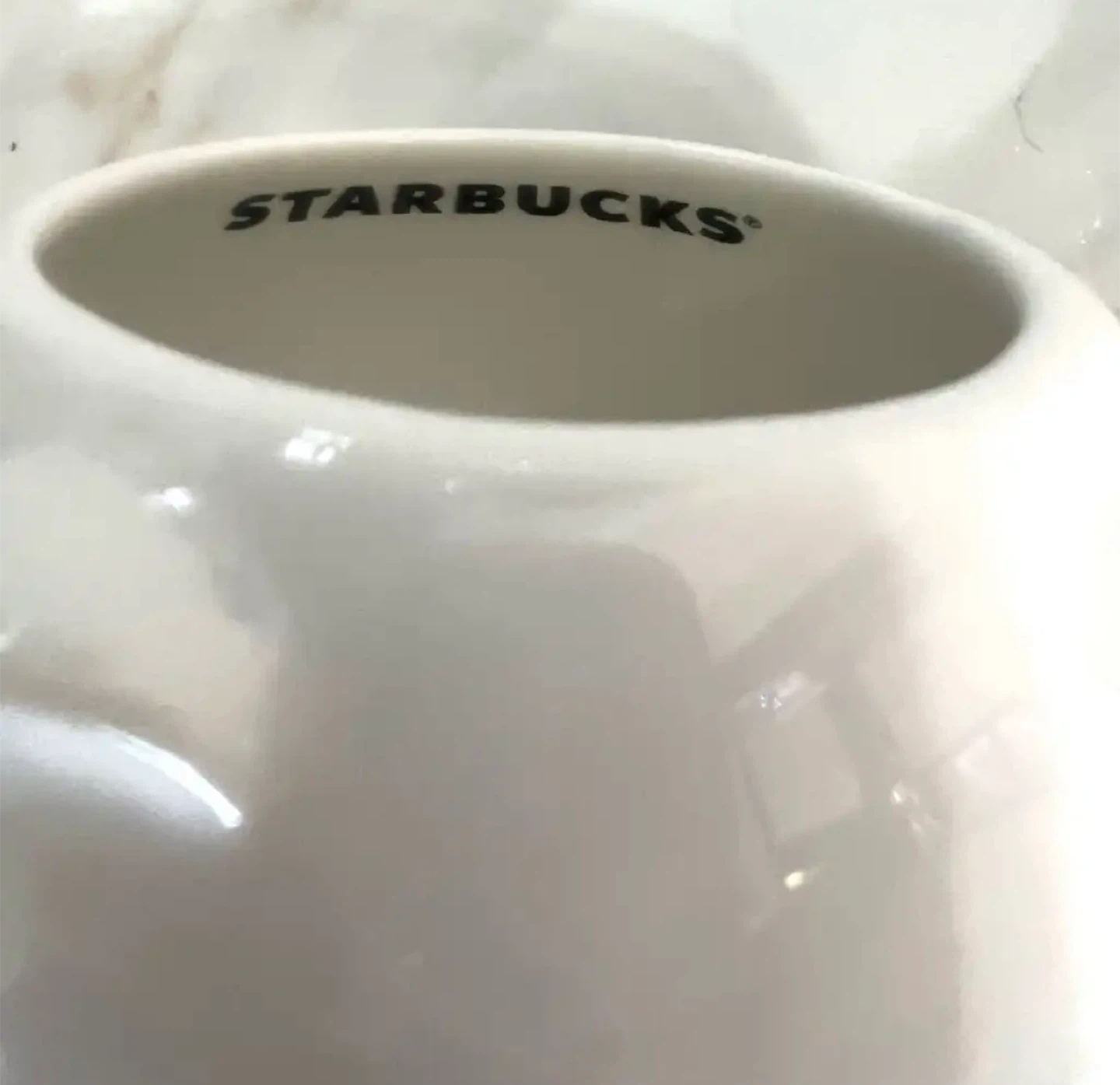 2025 STARBUCKS White Bearista Bear Mug NEW!! - photo 5