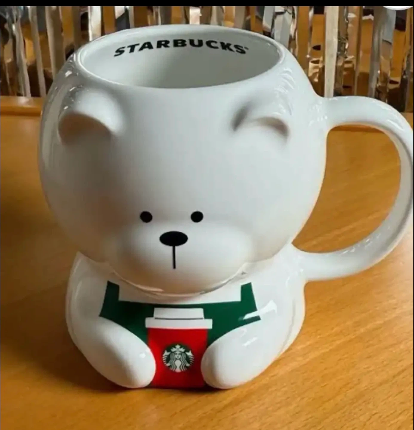 2025 STARBUCKS White Bearista Bear Mug NEW!!