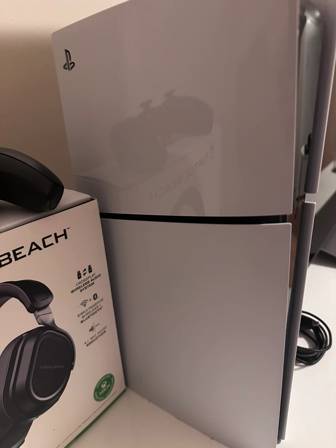 PlayStation 5 Digital Edition - Like New - photo 2