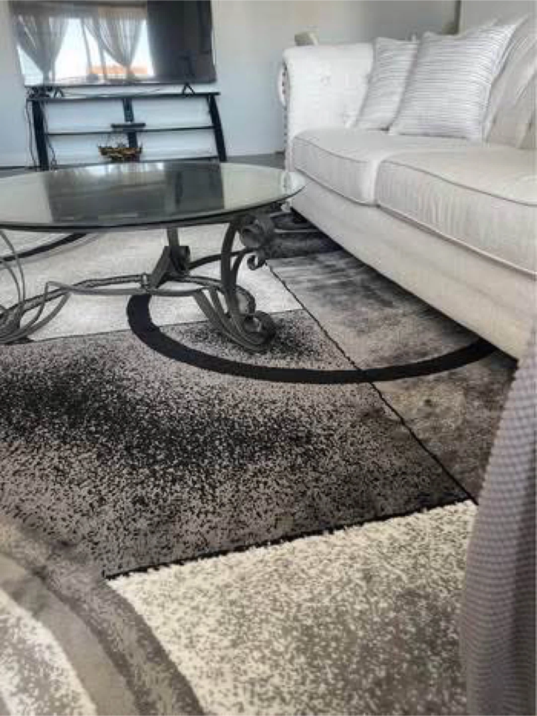 240x330 Grey & Black Abstract Area Rug