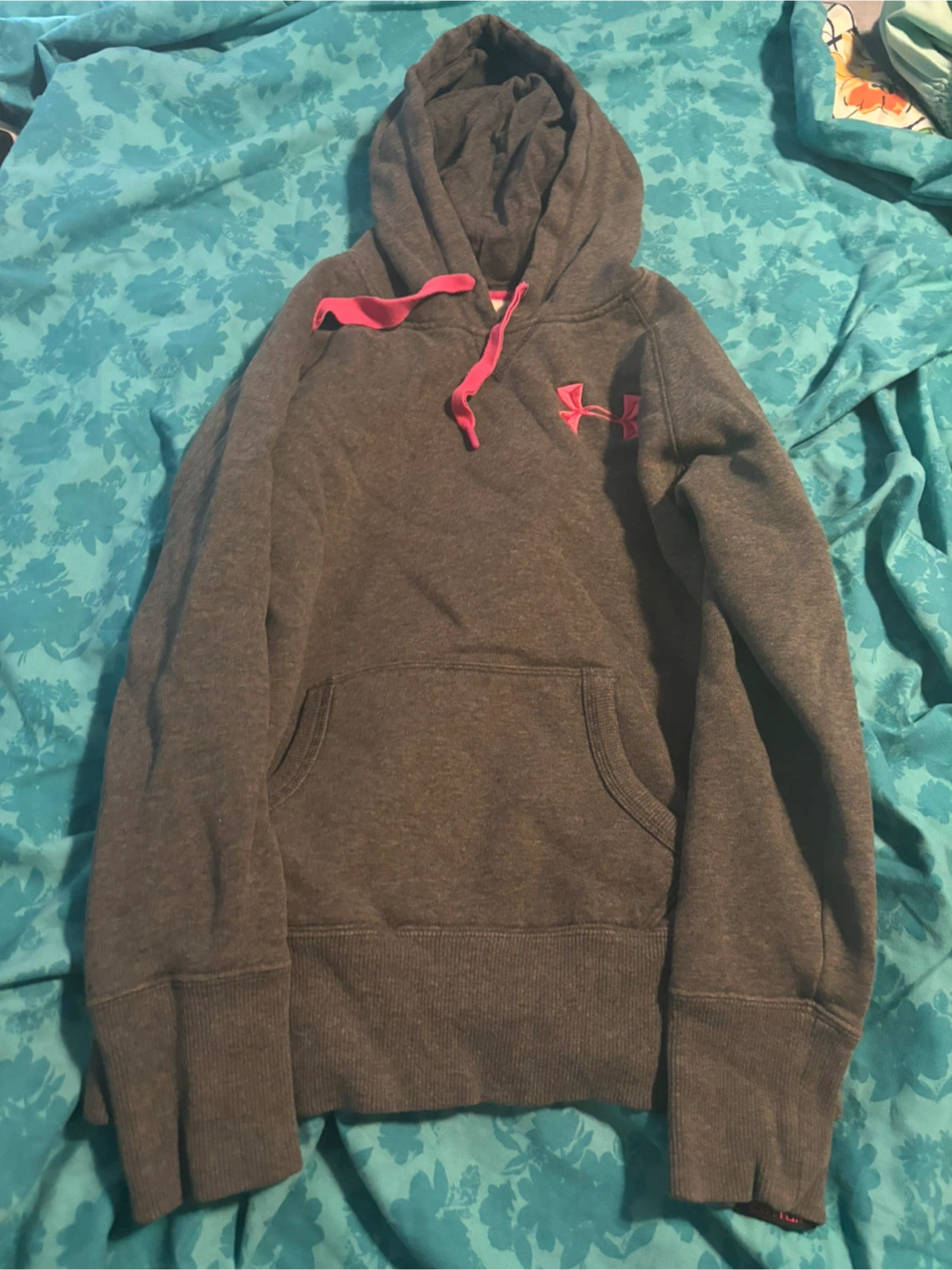 Under Armour Grey Hoodie - Size Xs