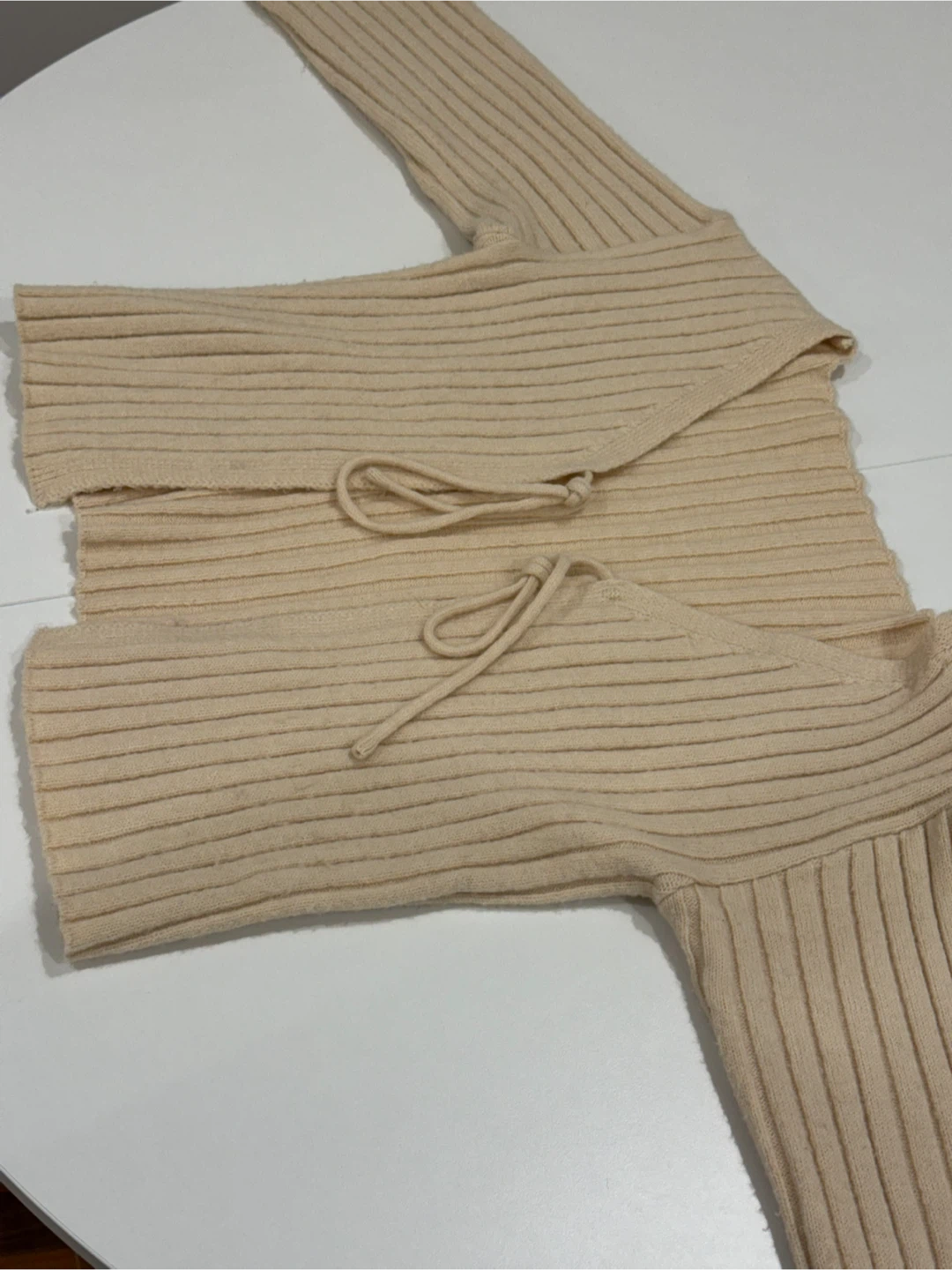 Assorted Women's Long Sleeve Tops - photo 3