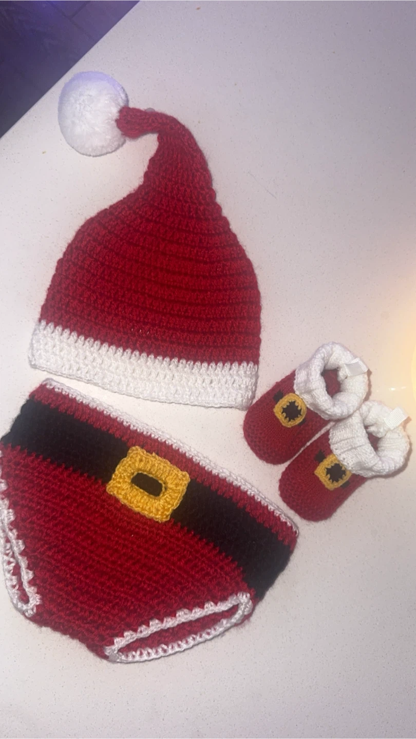 Crochet Santa Outfit - Newborn Size