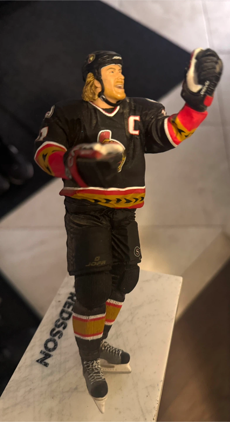Hockey Figurines $45/ Each- amazing collection items - photo 5