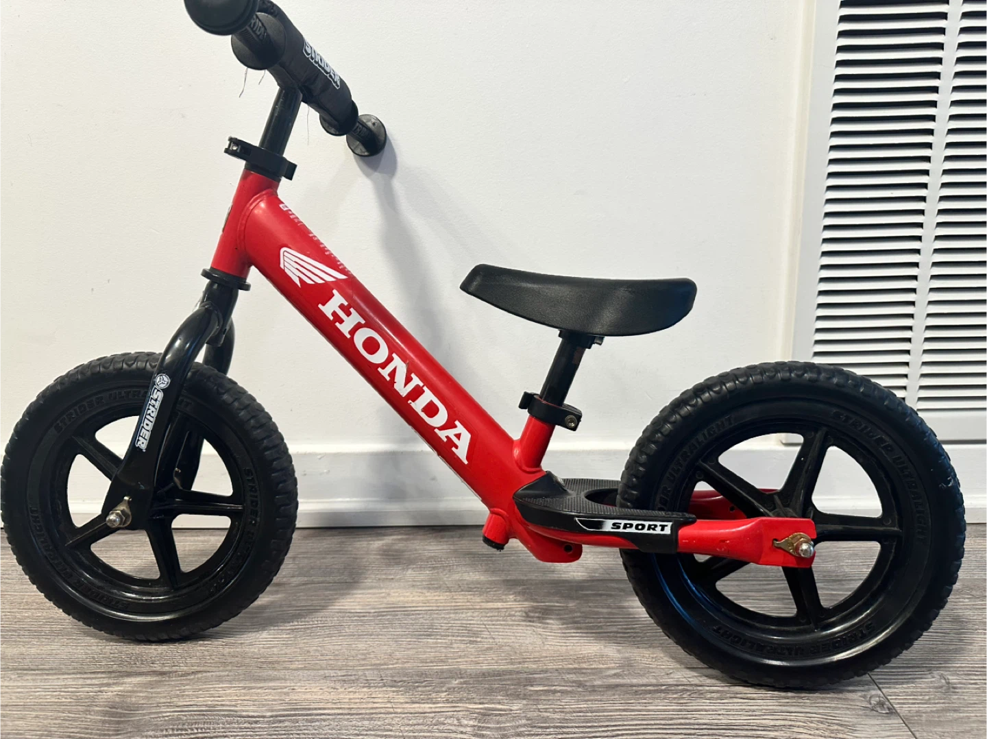 Honda Strider Balance Bike - Red. 12” - photo 2