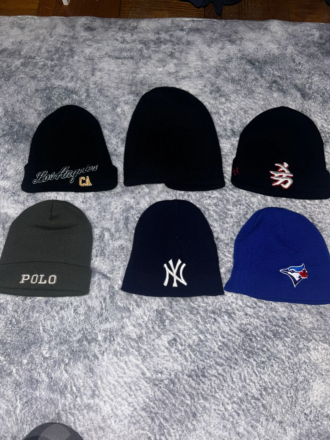selling winter hat