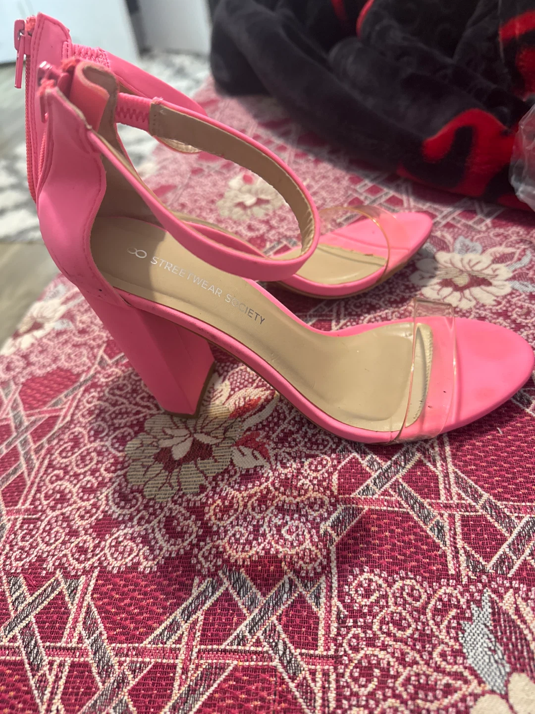 Streetwear Society Pink Heels - Size 8 - photo 2
