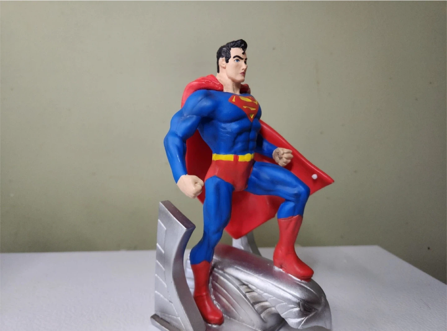 DC Comics Book Ends  collectibles - photo 3