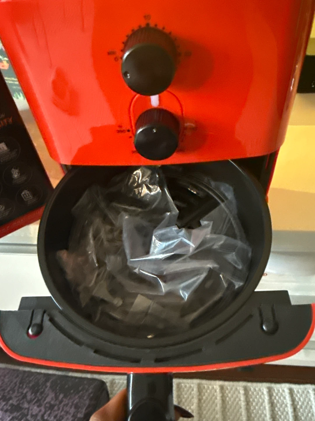 New Elite Gourmet 1QT Oil-Free Air Fryer - photo 4