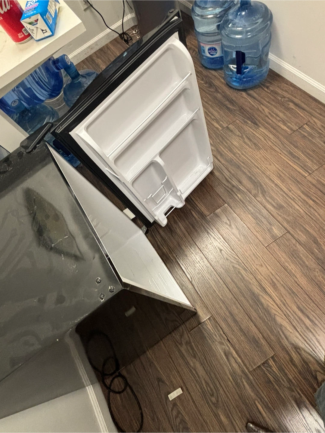 Black Mini Refrigerator - photo 2