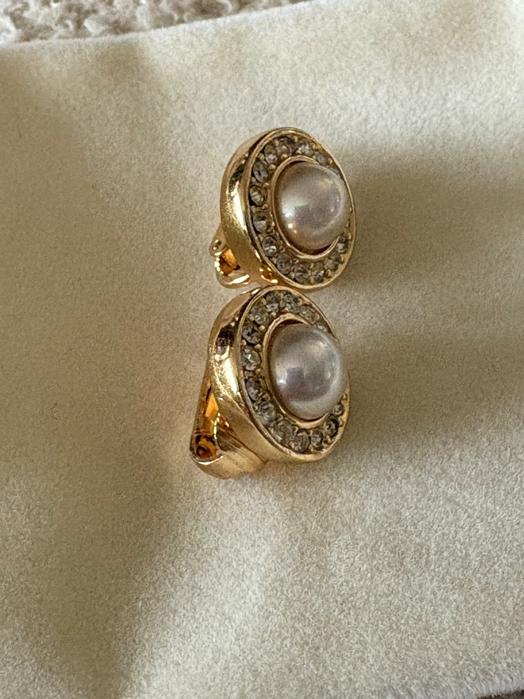 Christian Dior Gold Clip-on Earrings - photo 2