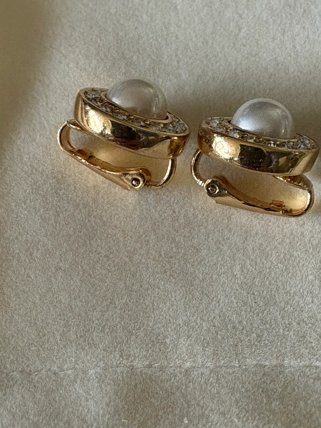 Christian Dior Gold Clip-on Earrings - photo 3