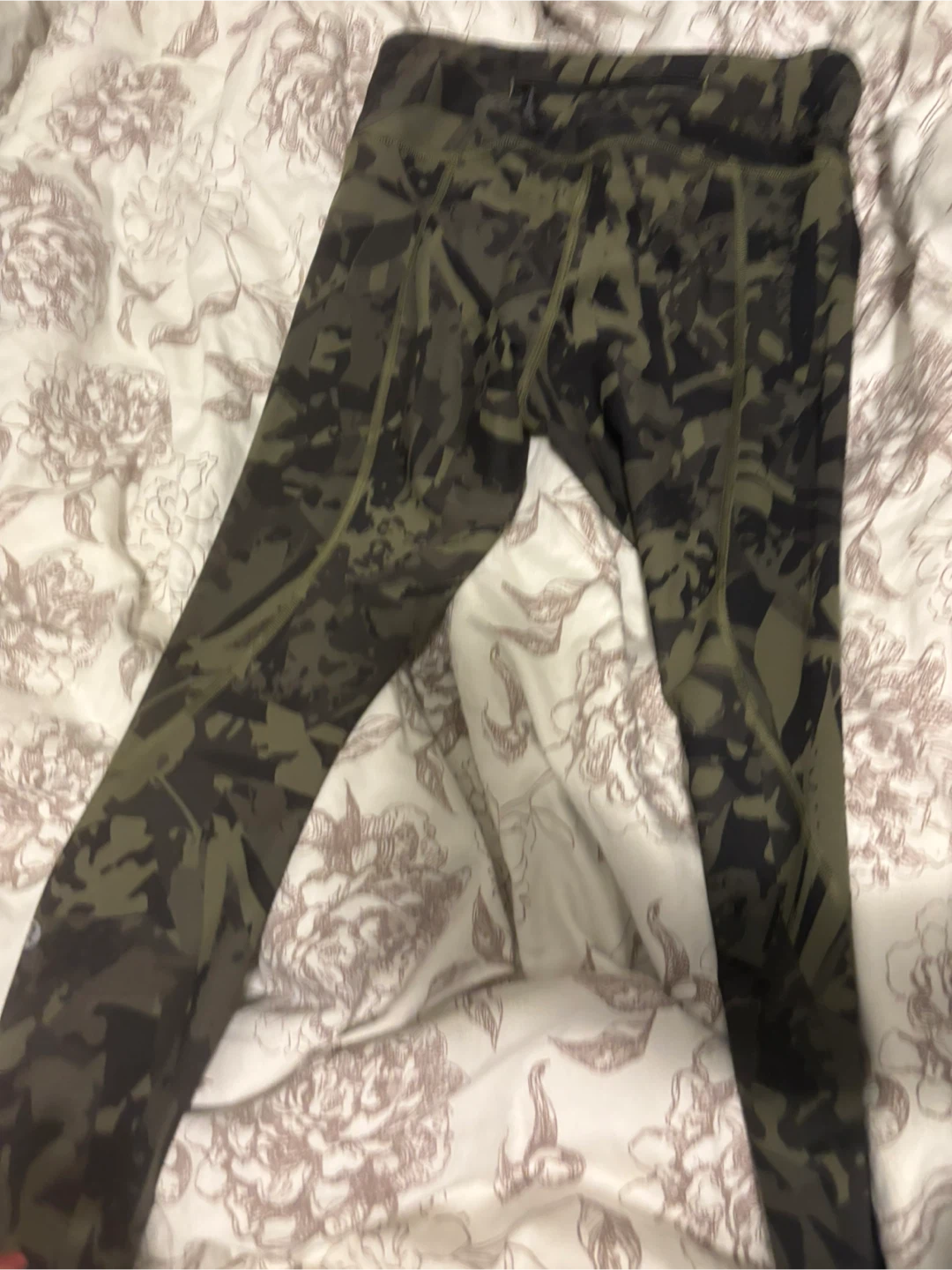Lululemon Camo Leggings - Size 6