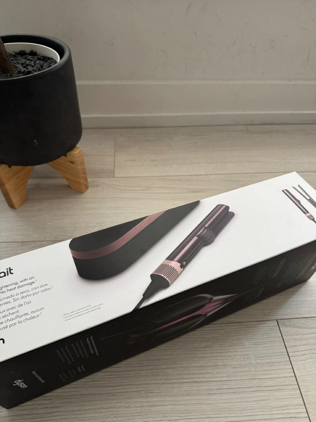 Brand New! Limited Edition Dyson Airstrait Jasper Plum - photo 4