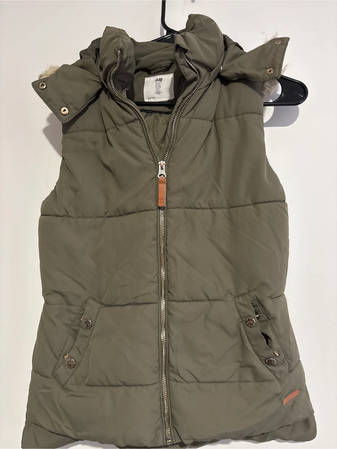 H&M Olive Green Puffer Vest - Size 6