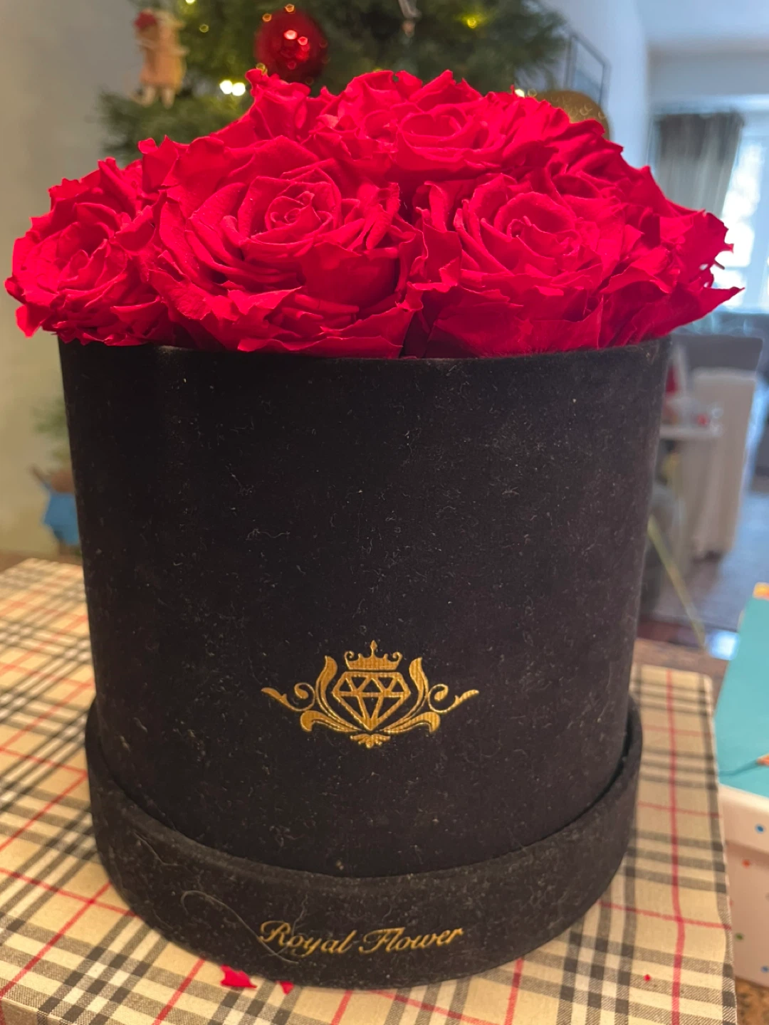 Royal Flower Red Roses in Black Velvet Box