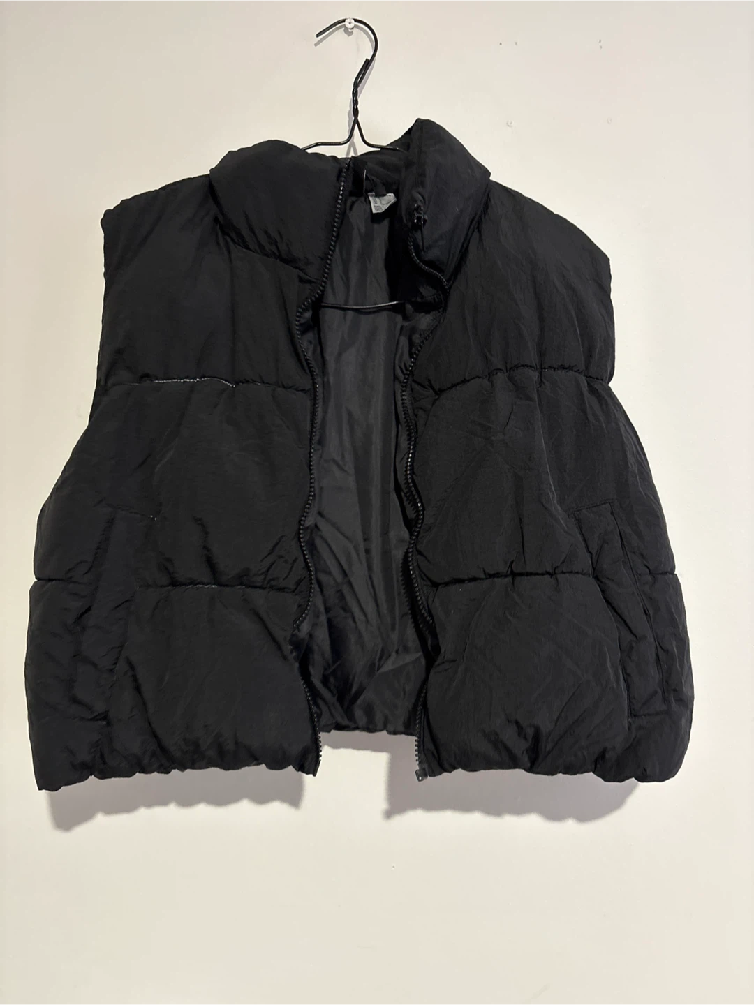 H&M Black Puffer Vest
