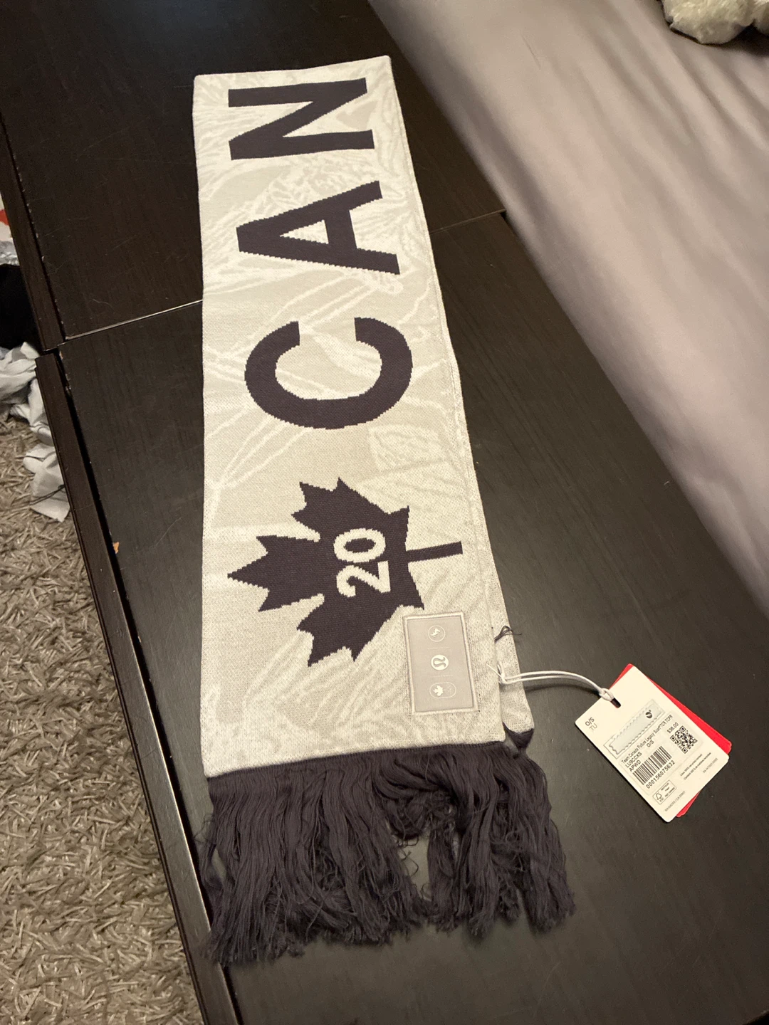 Lululemon Canada Scarf - Grey