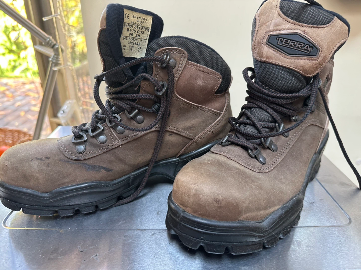 Terra Brand Steel Toe Work-boots -Size 7