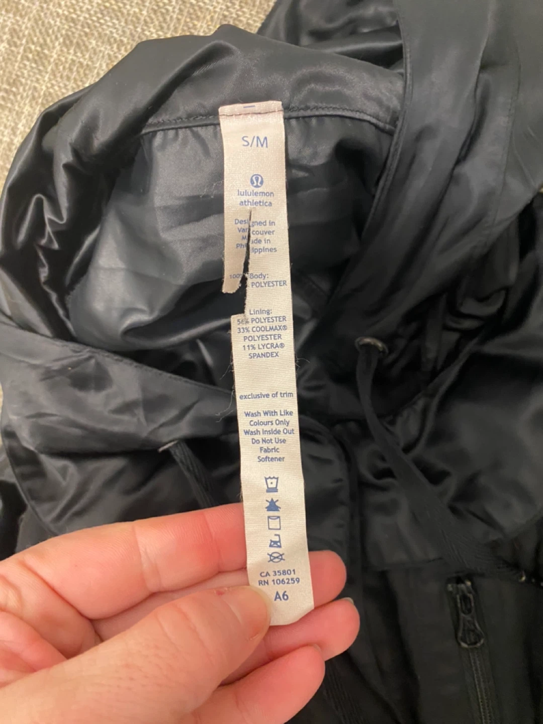 Lululemon Rain Rebel Jacket - Size S/M - photo 4