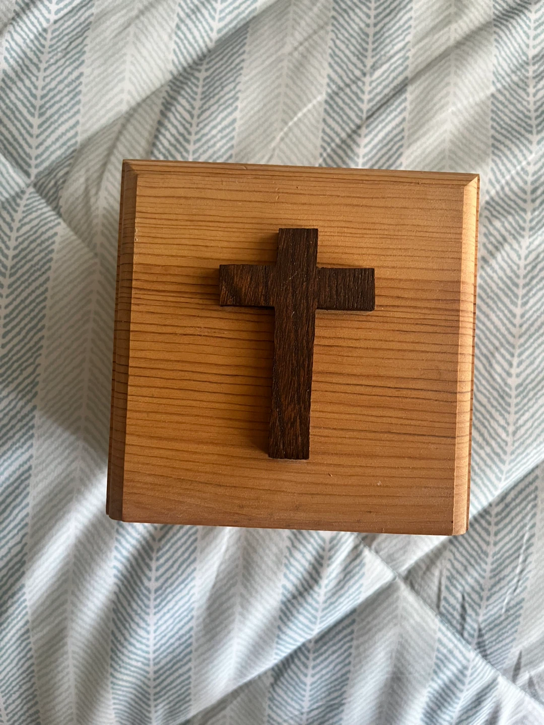 Wooden Napkin Holder with Cross - photo 5