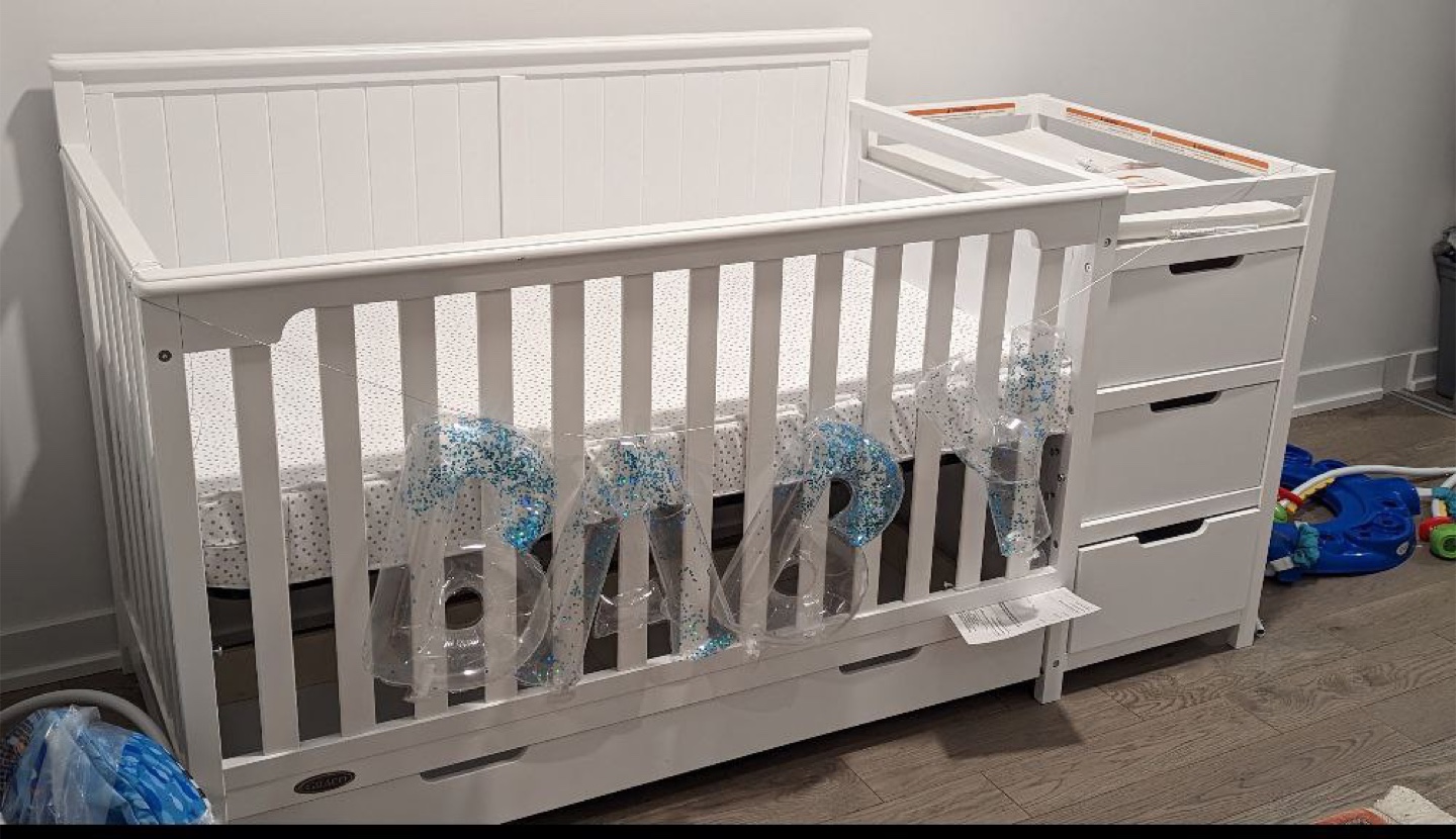 Graco Crib with Changer - White