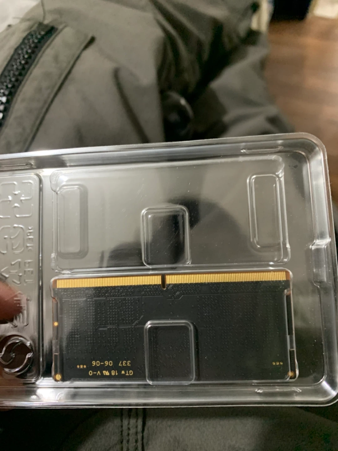 New Crucial 8GB DDR5-5600 SODIMM RAM - photo 4