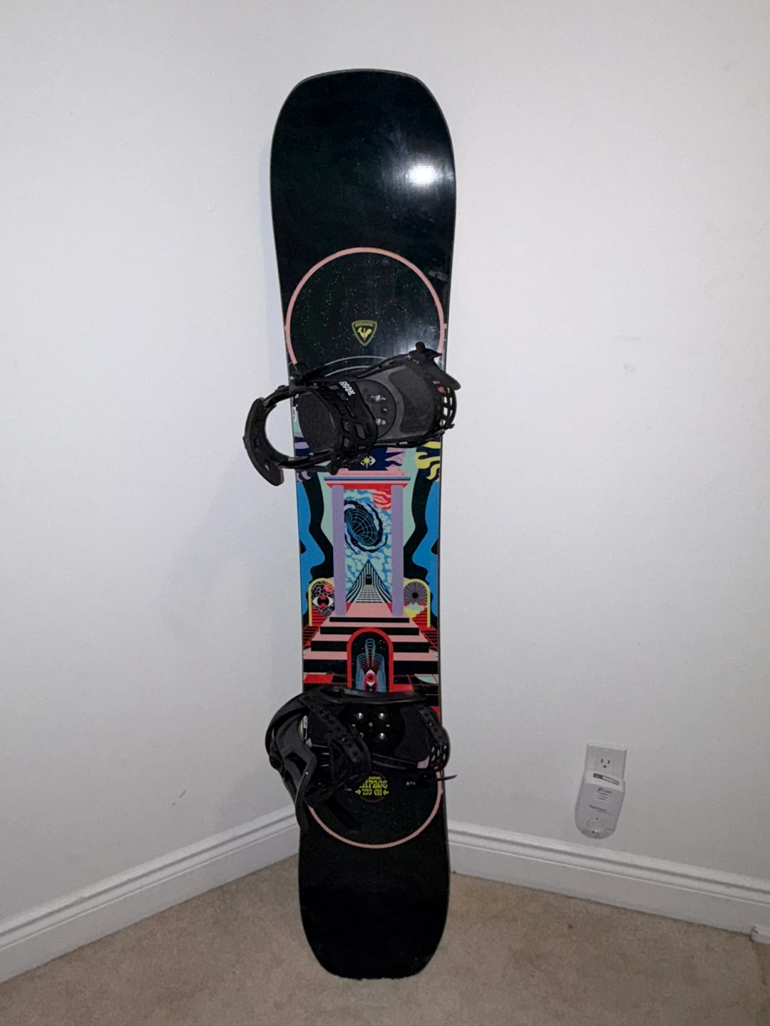 Rossignol Snowboard with Bindings & DC Boots - photo 2