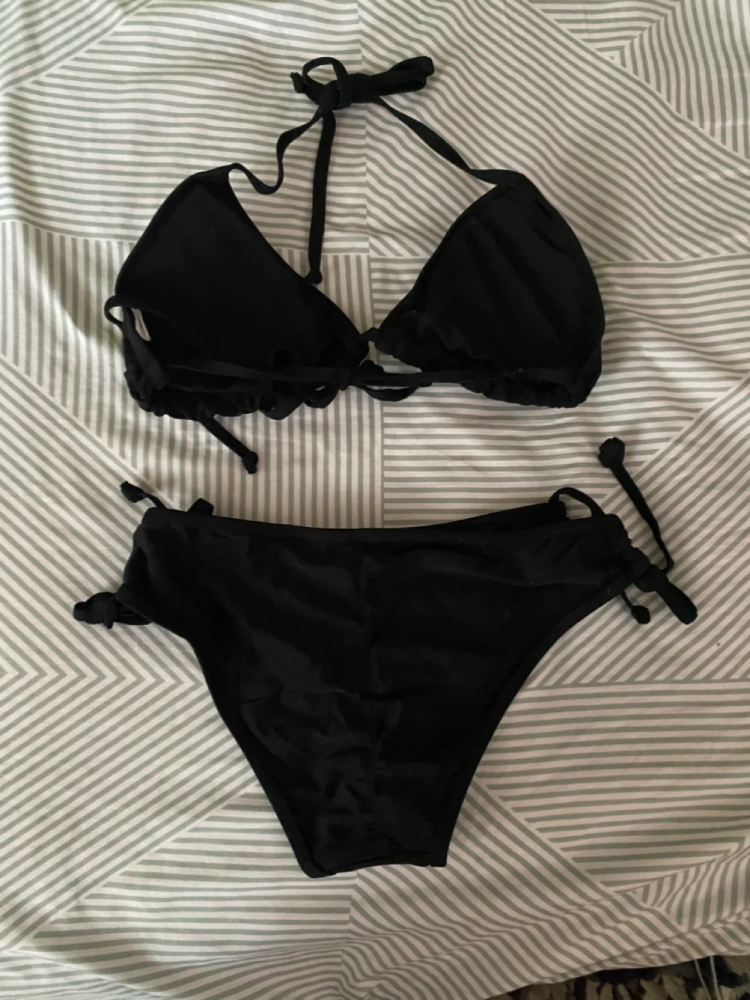 Black Swimming suit Set - Size Small - photo 2