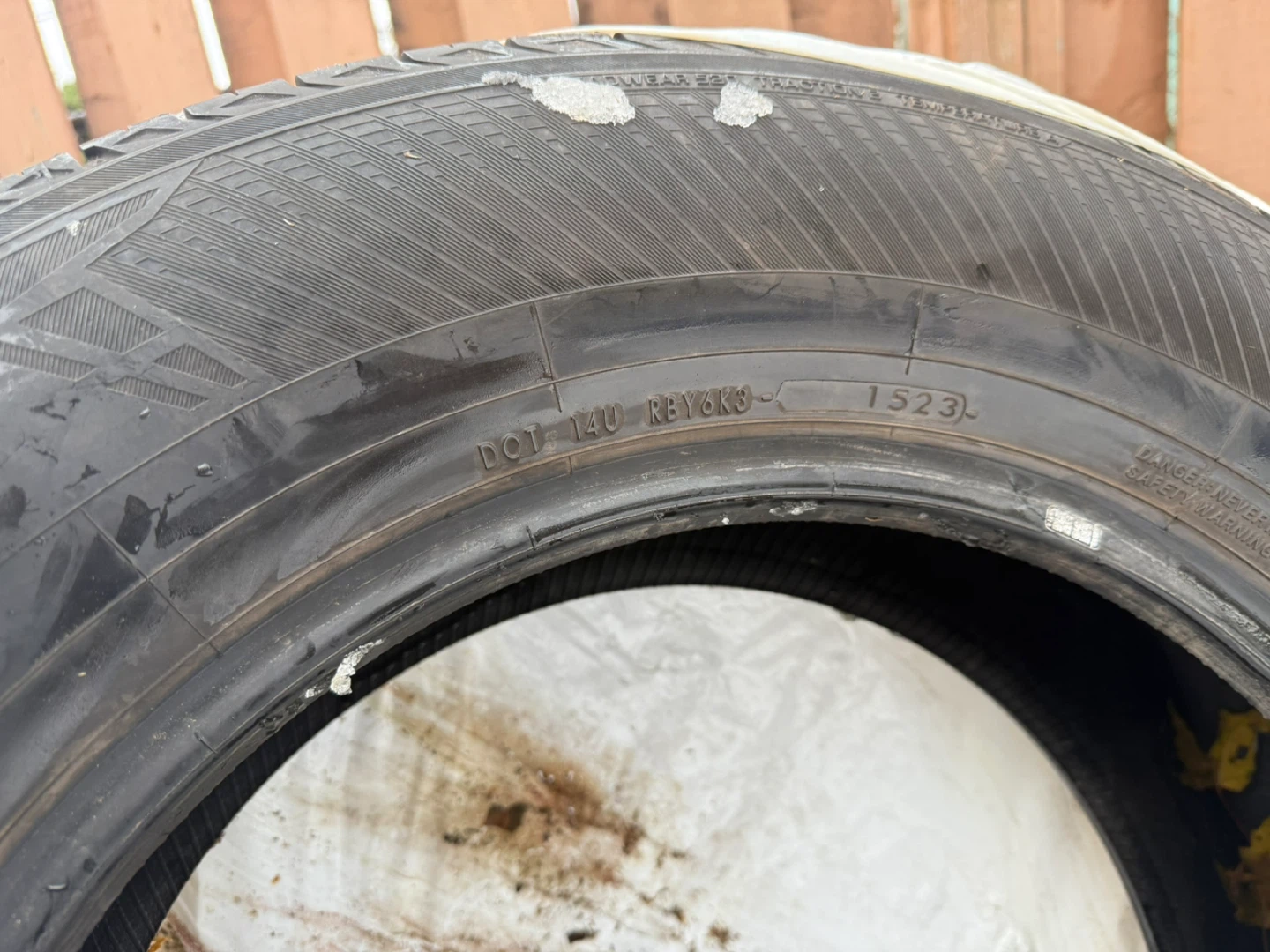 Yokohama IceGuard G075 255/65R18 Tire - photo 5