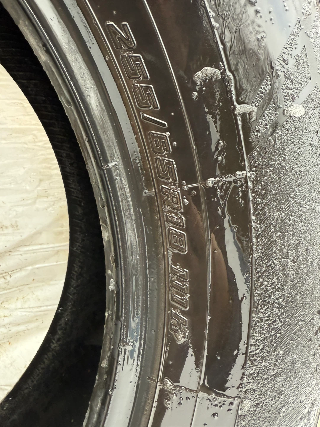 Yokohama IceGuard G075 255/65R18 Tire - photo 4
