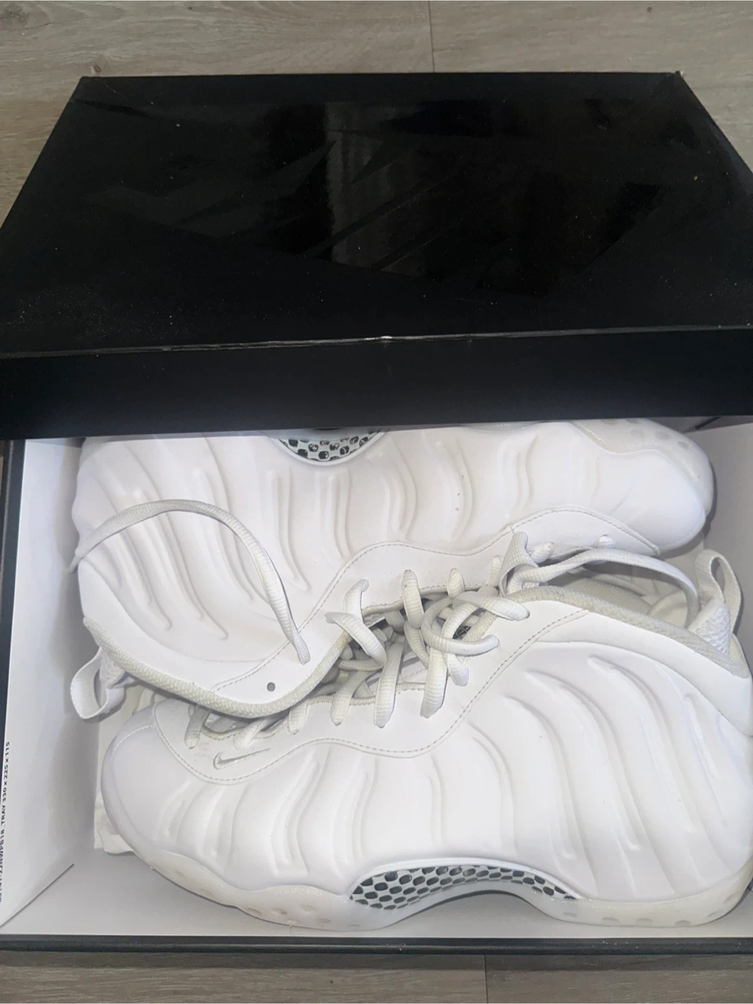 Nike Air Foamposite One White Size 10