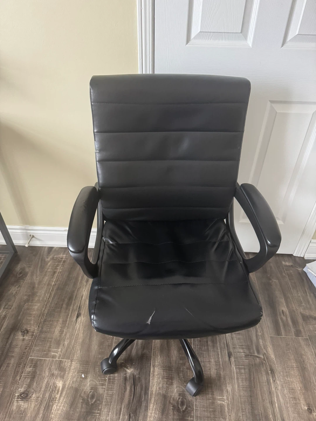 Black Office Chair - photo 2